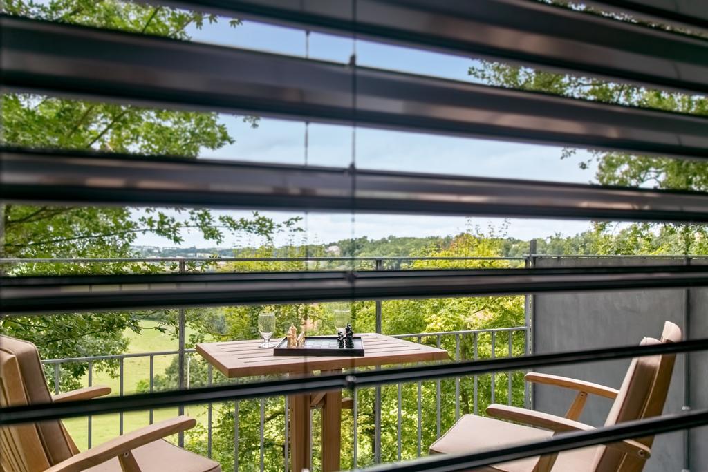 Chambres D'Hotes Domaine De Nazere Avezan Bagian luar foto