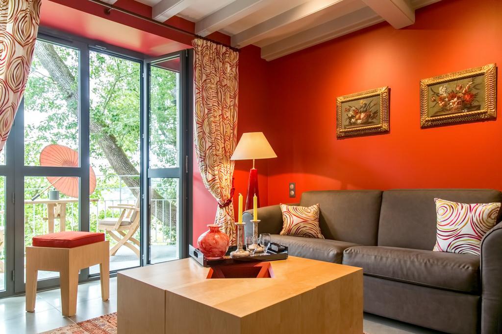 Chambres D'Hotes Domaine De Nazere Avezan Bagian luar foto